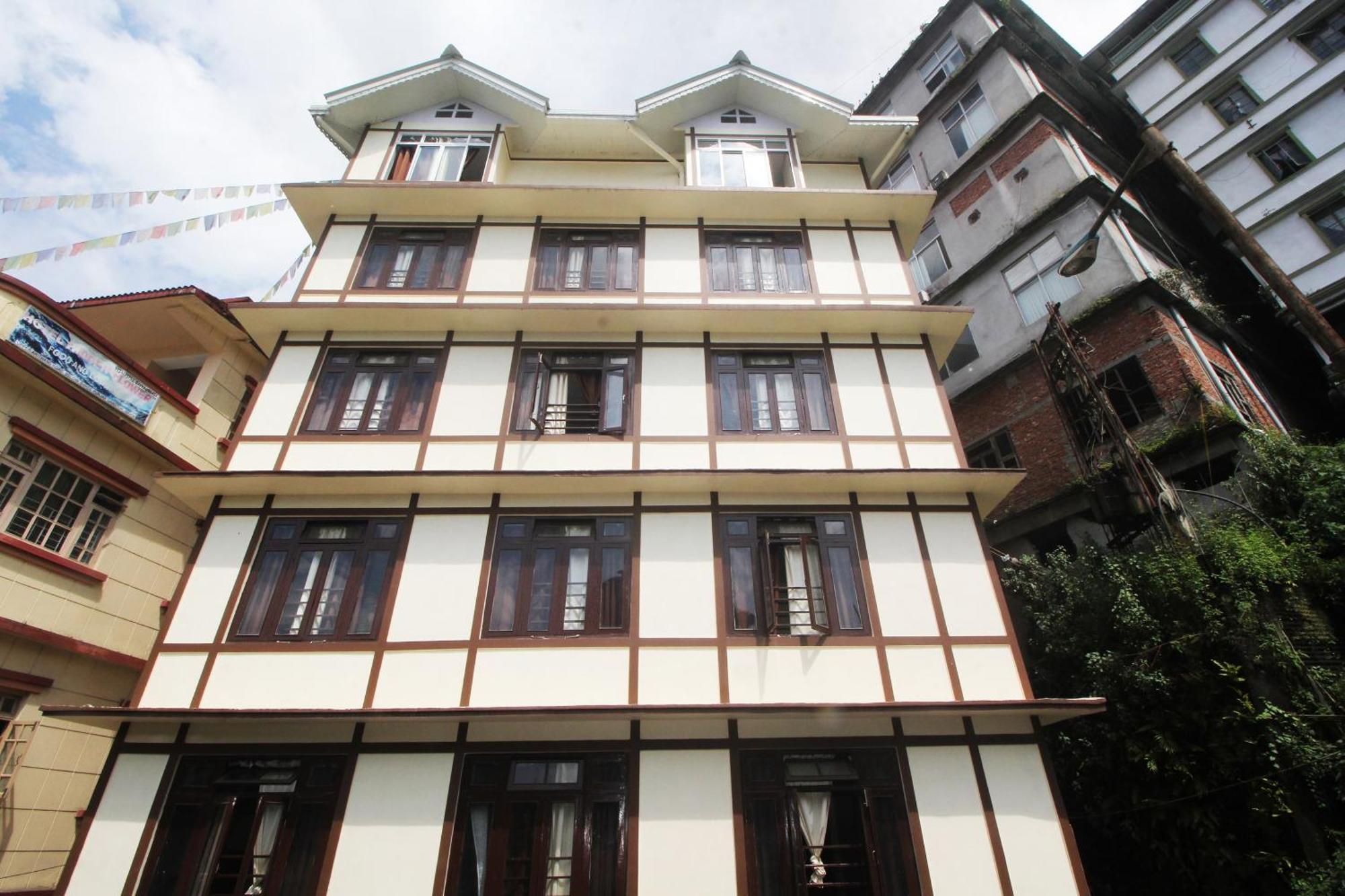 Collection O Hotel Shantiniketan 강토크 외부 사진